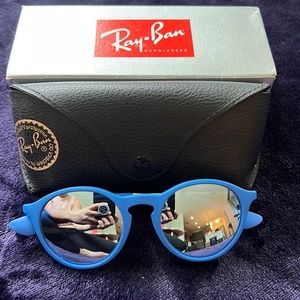 Authentic Ray-ban rubber sunglasses